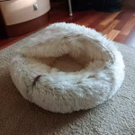 Warm & Soft Plush Pet Beds for the Winter Season photo review
